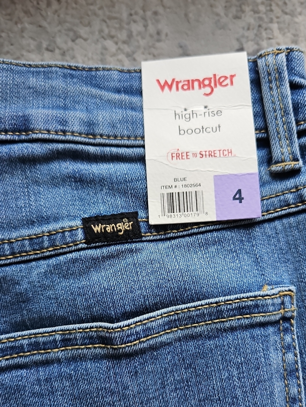 NEW! Wrangler Blue Wash High Rise Bootcut Jeans Multiple Sizes - Picture 5 of 16